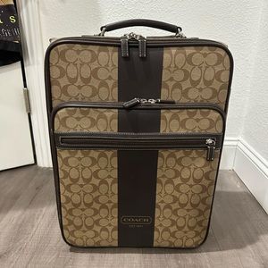 COACH Carry-On